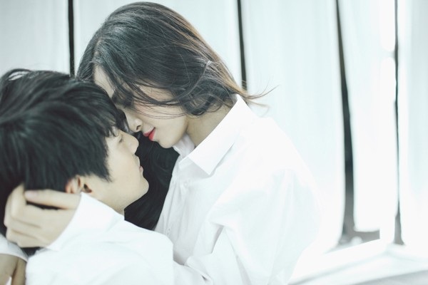 Muốn biết đàn ông có yêu bạn hay không, chỉ cần tắt đèn sẽ rõ - Ảnh 1 Muốn biết đàn ông có yêu bạn hay không, chỉ cần tắt đèn sẽ rõ - Ảnh 1