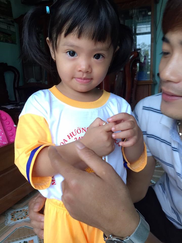 'Thị Nở tái sinh' Quách Phượng bất ngờ tiết lộ về bạn trai cùng quê quen qua mạng xã hội - Ảnh 2 'Thị Nở tái sinh' Quách Phượng bất ngờ tiết lộ về bạn trai cùng quê quen qua mạng xã hội - Ảnh 2