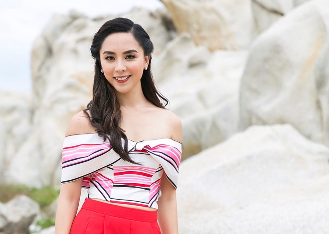 Dương Trương Thiên Lý bất ngờ tái xuất với màn thị phạm ấn tượng cho thí sinh Hoa hậu Hoàn vũ Việt Nam 2017 - Ảnh 7