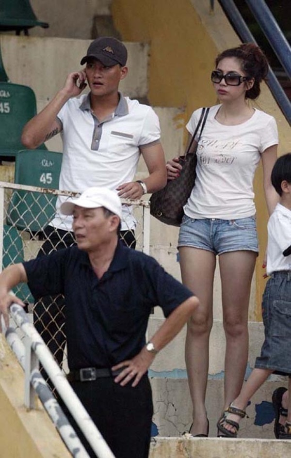 Nhìn lại chuyện tình nhiều thăng trầm của Thủy Tiên - Công Vinh trước khi được khán giả công nhận - Ảnh 5 Nhìn lại chuyện tình nhiều thăng trầm của Thủy Tiên - Công Vinh trước khi được khán giả công nhận - Ảnh 5