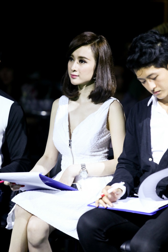 Những sao Việt bị 'ném đá' vì làm giám khảo gameshow - Ảnh 8 Những sao Việt bị 'ném đá' vì làm giám khảo gameshow - Ảnh 8