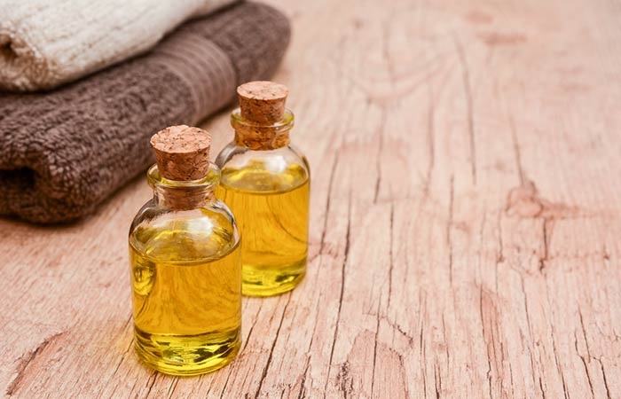 Trắng da với dầu oliu nguyên chất là một trong các cách làm đẹp dễ thực hiện nhất