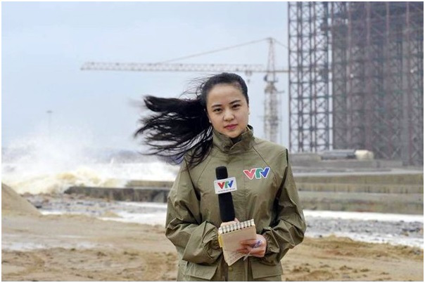 Dàn nữ biên tập viên của nhà đài xinh đẹp như thế này thì chắc ngày nào cũng phải xem tivi thôi - Ảnh 12 BTV Ngọc Bích