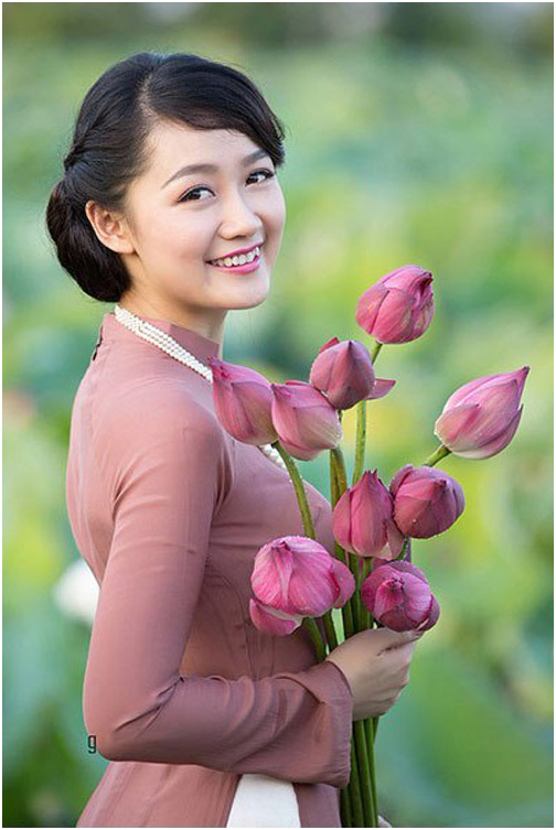 Dàn nữ biên tập viên của nhà đài xinh đẹp như thế này thì chắc ngày nào cũng phải xem tivi thôi - Ảnh 4 BTV Thu Hà
