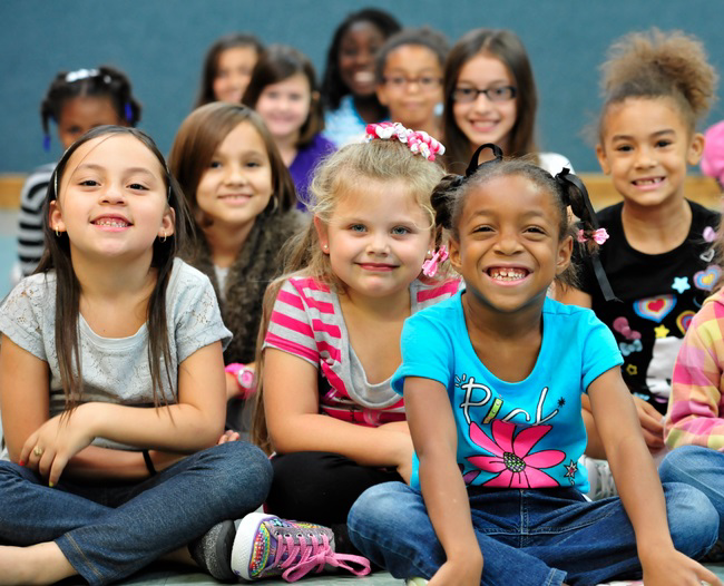 Vì sao trẻ em Mỹ thường hạnh phúc và năng động hơn trẻ em ở các nước khác? - Ảnh 3
