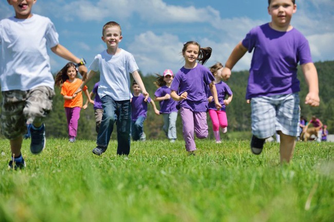 Vì sao trẻ em Mỹ thường hạnh phúc và năng động hơn trẻ em ở các nước khác? - Ảnh 2