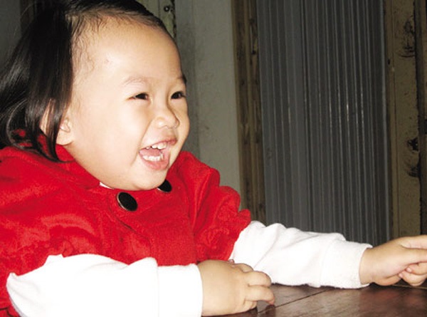 Bé trai sơ sinh 7,1 kg nặng nhất Việt Nam: Đó chưa phải là kỷ lục, nhìn qua những trường hợp này sẽ còn sửng sốt hơn - Ảnh 4
