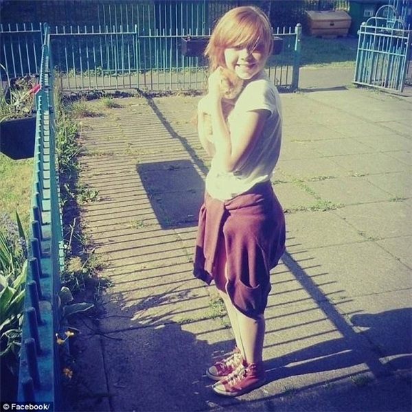 Rúng động: Nữ sinh 14 tuổi treo cổ tự tử trong tủ quần áo vì bất mãn với cân nặng, ngoại hình bản thân - Ảnh 2