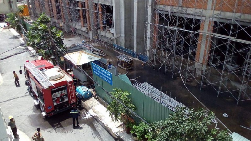 Cháy lớn tại công trình xây dựng Vinhomes Central Park Bình Thạnh - TP.HCM