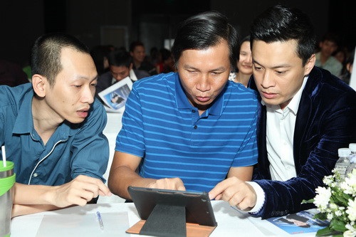 Sao Việt sốc nặng khi hay tin đạo diễn 'Tình Bolero' Vũ Thành Vinh bị hỏng phổi 70%, đang phải giành giật sự sống từng ngày - Ảnh 1 Đạo diễn 'Tình Bolero' Vũ Thành Vinh bị hỏng phổi 70%, nguy kịch