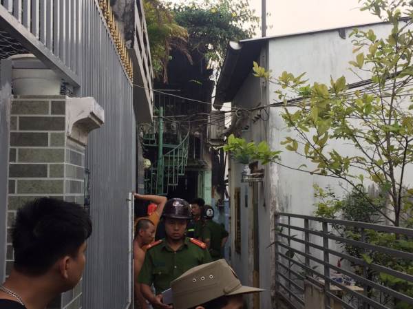 Cháy nhà đầu năm ở Sài Gòn, 1 người chết - Ảnh 2